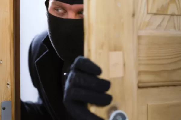 RUYADA EVLERE GİRMEK GÖRMEK