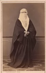 RUYADA FERACE GÖRMEK