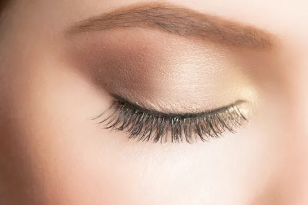 RUYADA GÖZ  KAPAĞI GÖRMEK