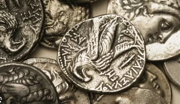 RUYADA GÜMÜŞ  PARA GÖRMEK