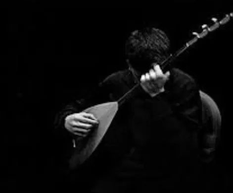 RUYADA HANENDE (Saz çalan) GÖRMEK