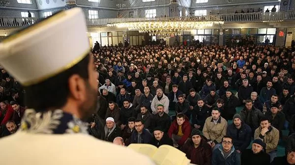 RUYADA HATİP GÖRMEK