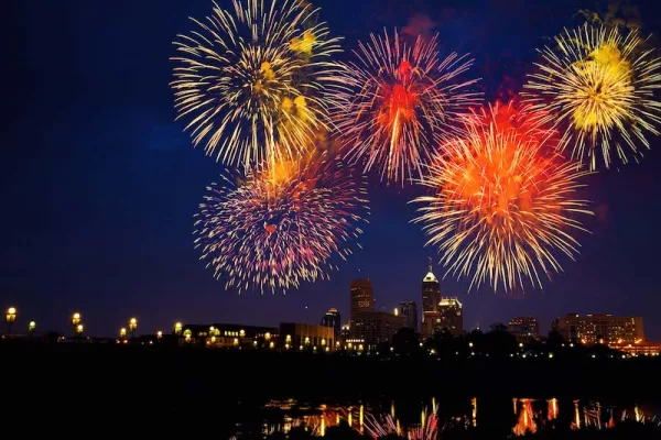 RUYADA HAVA-İ  FİŞEK GÖRMEK