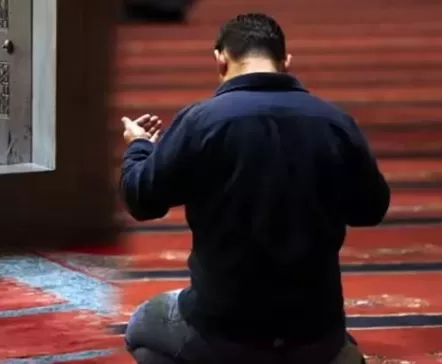 RUYADA  İKİNDİ   NAMAZI GÖRMEK