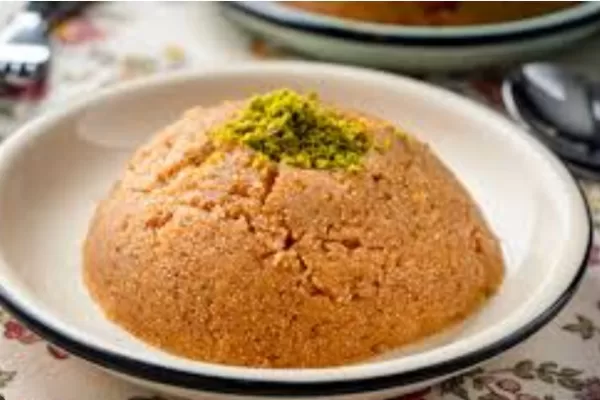 RUYADA  İRMİK HELVASI GÖRMEK