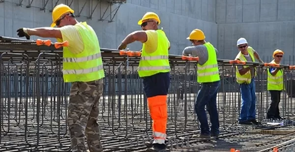 RUYADA   İŞÇİ GÖRMEK