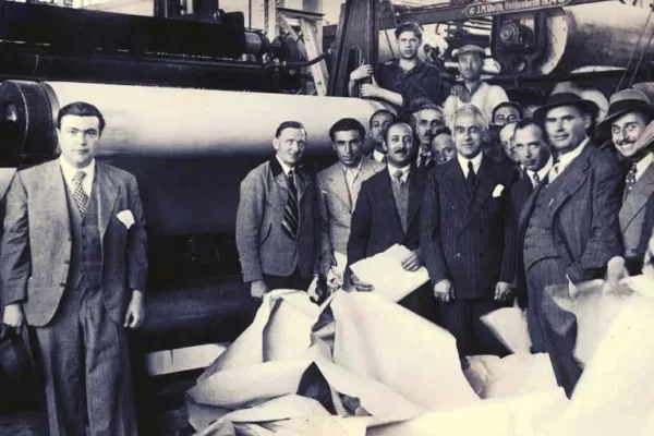 RUYADA   KAĞITÇI GÖRMEK