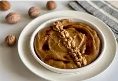 RUYADA  KAVUT (Kavurulmuş undan yapılan yemek) GÖRMEK