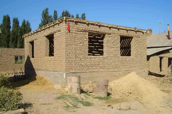 RUYADA  KERPİÇ GÖRMEK