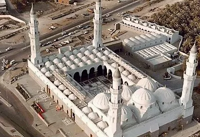 RUYADA  KÜBA MESCİDİ GÖRMEK