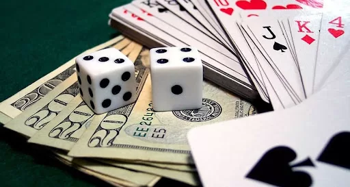 RUYADA  KUMAR GÖRMEK