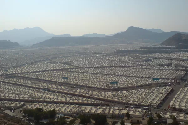 RUYADA  MİNA GÖRMEK