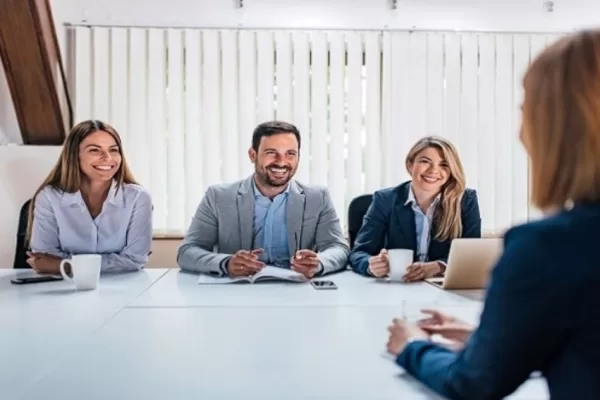 RUYADA  MÜLAKAT GÖRMEK