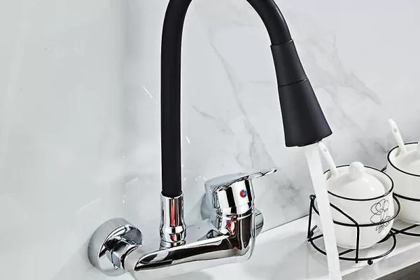 RUYADA   MUSLUK GÖRMEK