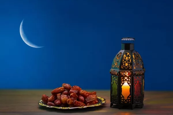 RUYADA   ORUÇ GÖRMEK