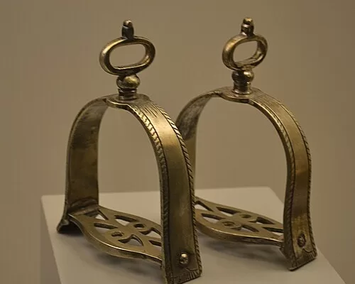 RUYADA    ÖZENGI GÖRMEK