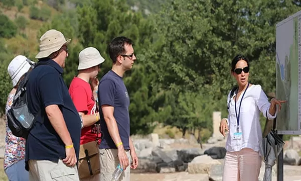 RUYADA  REHBER GÖRMEK