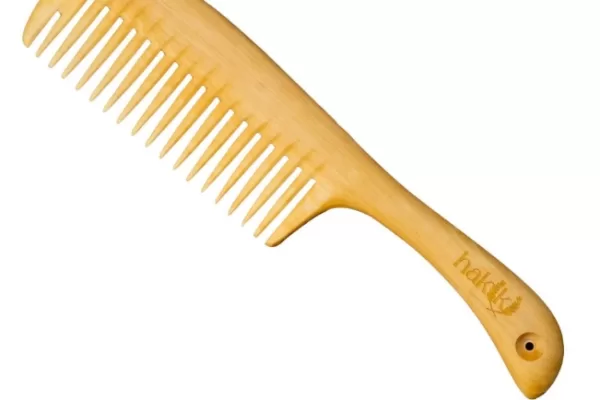 RUYADA   SAÇ  TARAYICI GÖRMEK