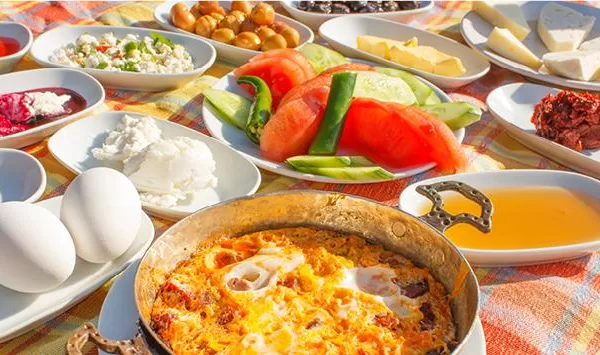 RUYADA  SAHUR GÖRMEK