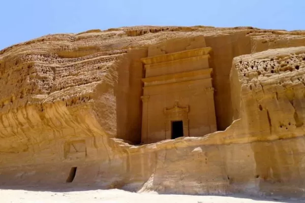 RUYADA  SALİH KİMSELER GÖRMEK