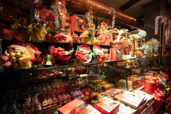 RUYADA  ŞEKERCİ GÖRMEK