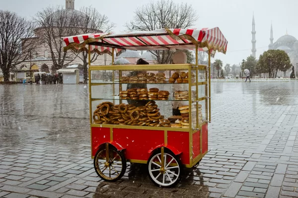 RUYADA  SEYYAR SATICI GÖRMEK