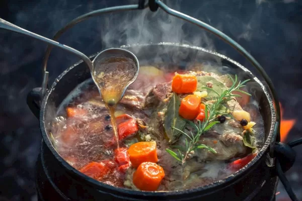 RUYADA   SICAK  ŞEY GÖRMEK