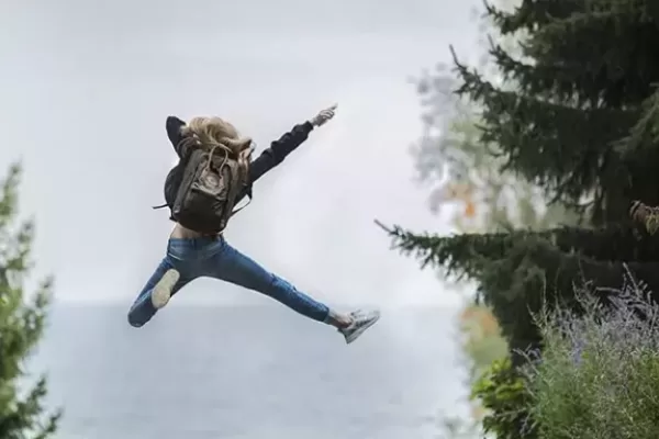 RUYADA  SIÇRAMAK GÖRMEK