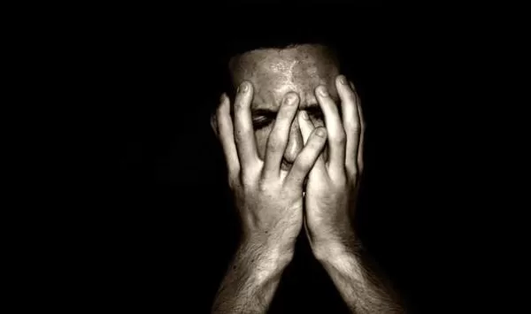 RUYADA   SIKINTI GÖRMEK