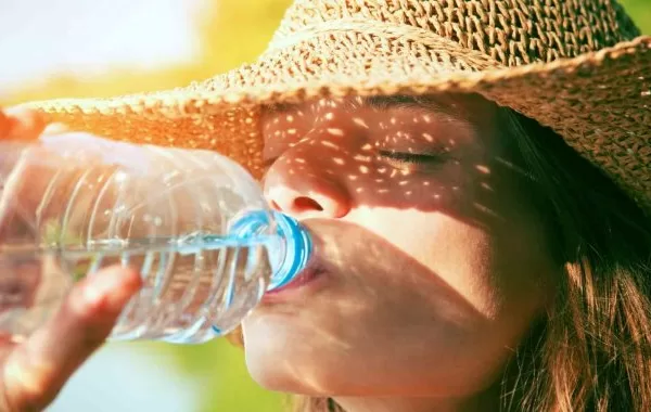 RUYADA   SUYA  KANMAK GÖRMEK