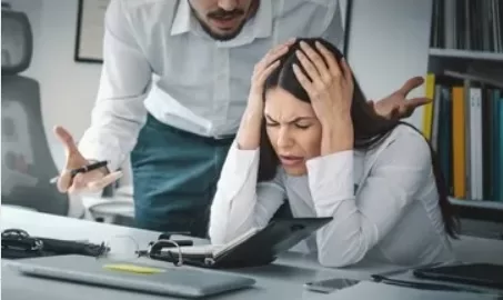 RUYADA   TAHKR GÖRMEK