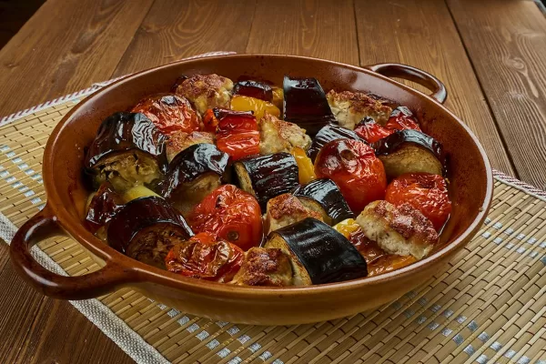 RUYADA  TAVA KEBAP GÖRMEK