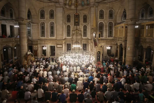 RUYADA    TERAVİH GÖRMEK