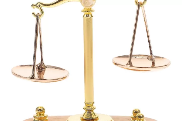 RUYADA  TERAZİ GÖRMEK