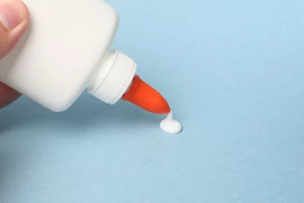 RUYADA   TUTKAL GÖRMEK