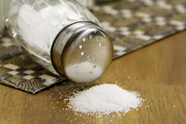 RUYADA  TUZCU GÖRMEK