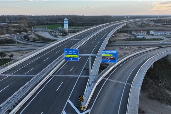 RUYADA  YOL ÜZERİ GÖRMEK