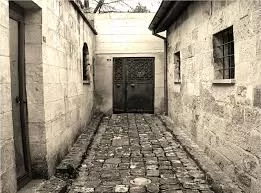 RUYADA ÇIKMAZ  SOKAK GÖRMEK