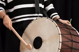 RUYADA DAVULCU GÖRMEK