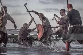 RUYADA DENİZDE   SAVAŞMAK GÖRMEK