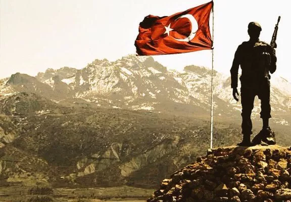 RÜYADA ASKER  BAYRAĞI GÖRMEK